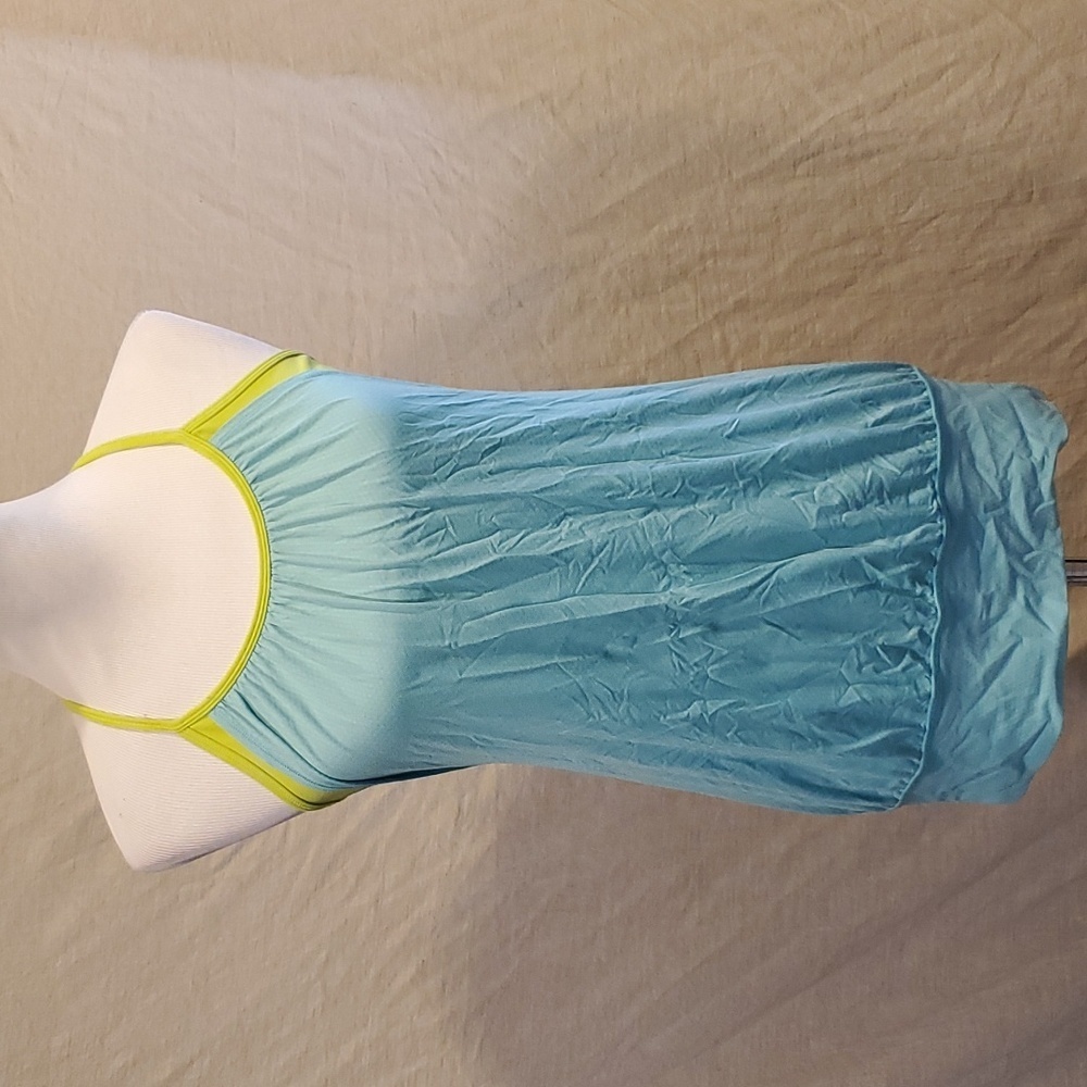Lululemon Athletica Top SZ SM